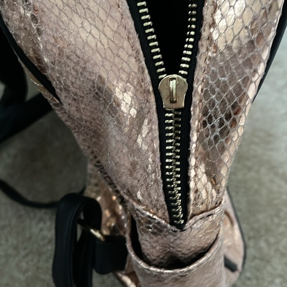 Mini backpack - Picture 4 of 7